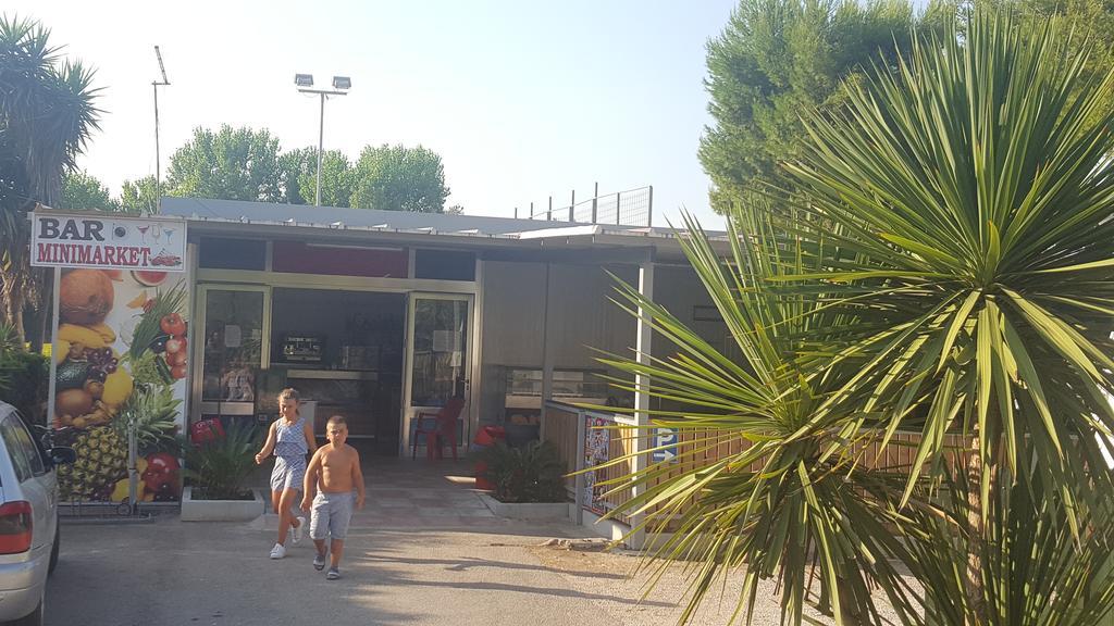 Camping Poseidonia Paestum Exterior foto